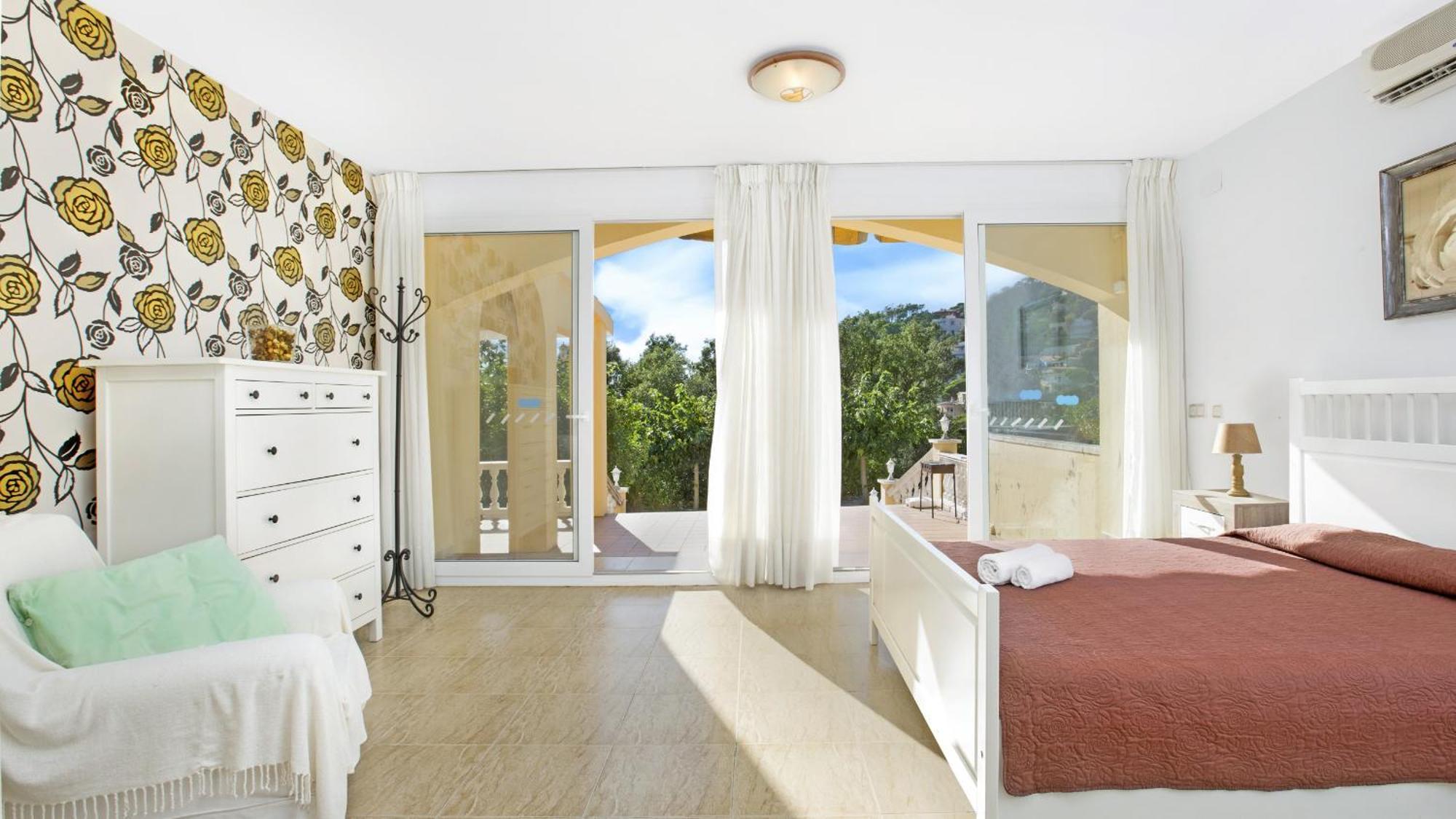 Villa Cor - Lloret De Mar Bagian luar foto