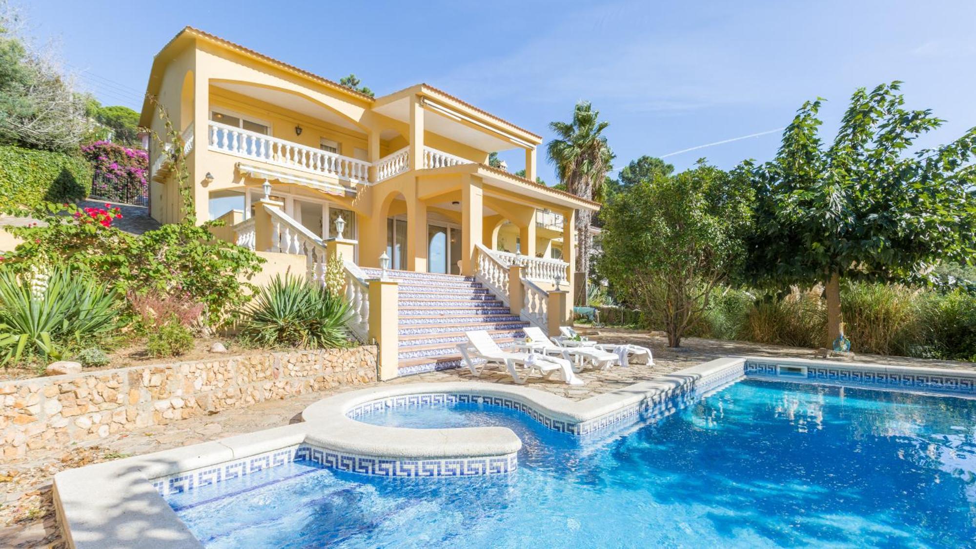 Villa Cor - Lloret De Mar Bagian luar foto